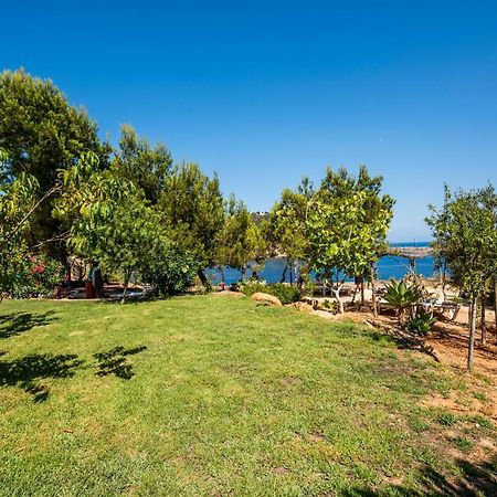 Hostal Cala Boix Es Cana Eksteriør billede