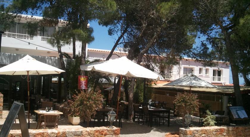 Hostal Cala Boix Es Cana Eksteriør billede