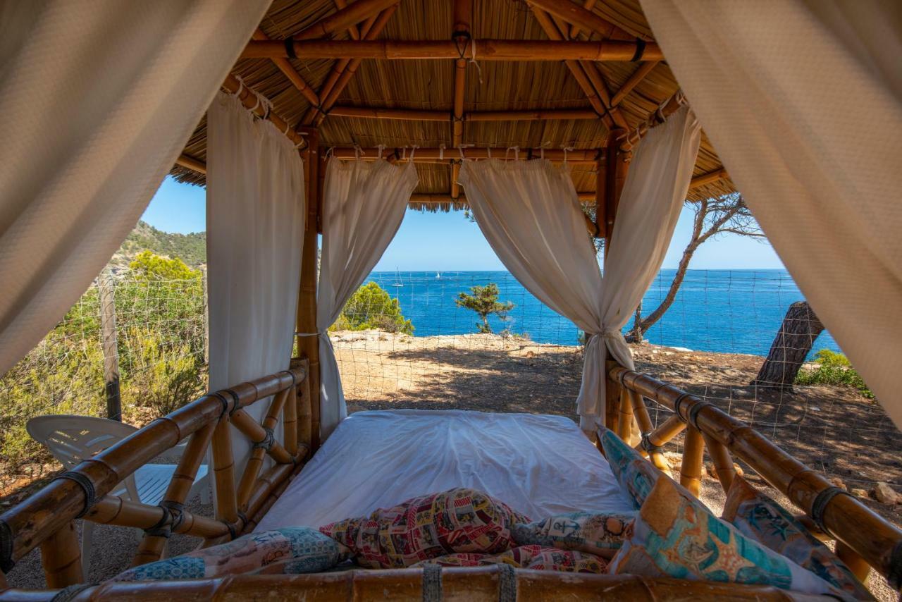 Hostal Cala Boix Es Cana Eksteriør billede